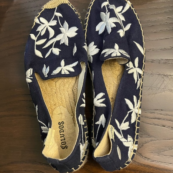 Soludos Slip On Espadrilles - Picture 1 of 4